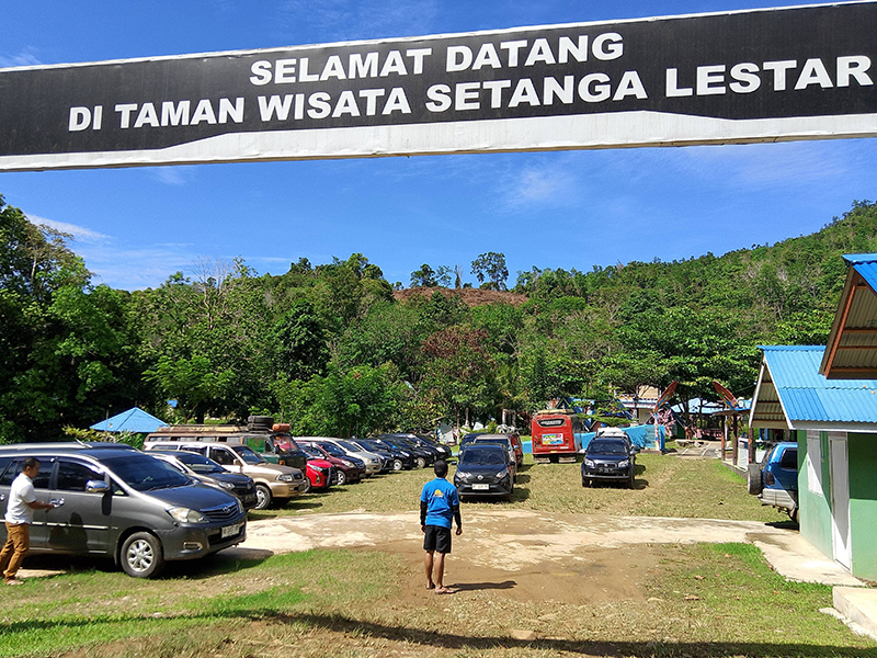 Parkir Pengunjung